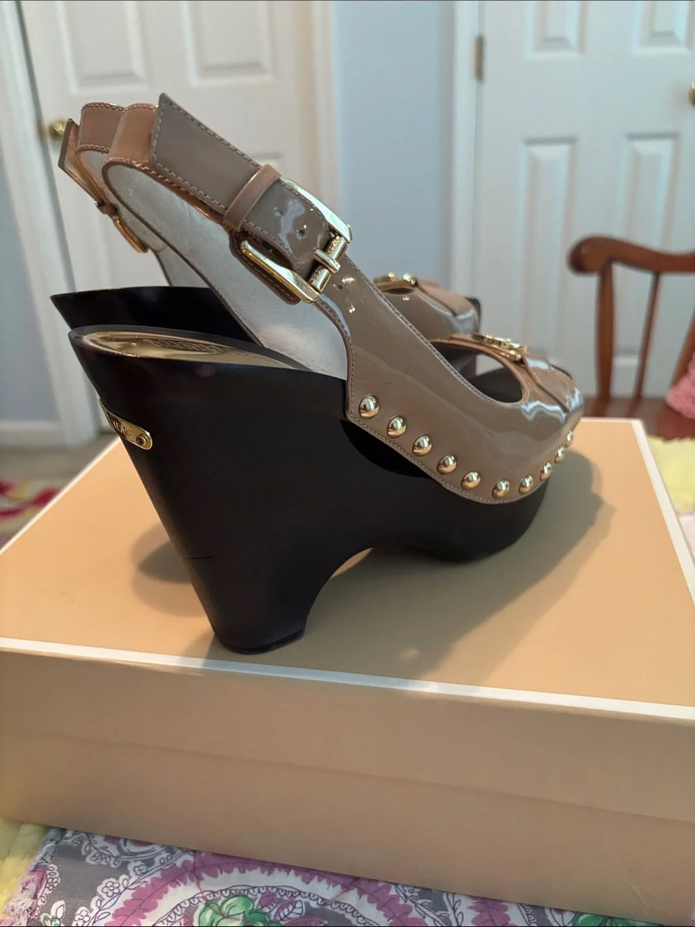 Michael Kors Tan Patent Leather Platform Slingback Sandals with Gold MK Hardware